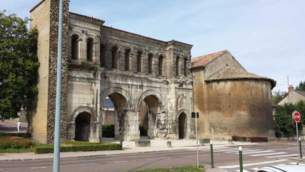 De L'arbalete